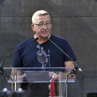 Bayer a pácban