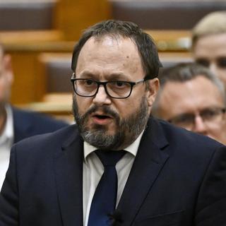 Sávosan nőhetnek jövőre a nyugdíjak 146 ezer forintig