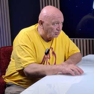 Csintalan Sándor szerint Komjáthi Imre alkalmatlan az MSZP vezetésére: „neki ez a kabát nagy”
