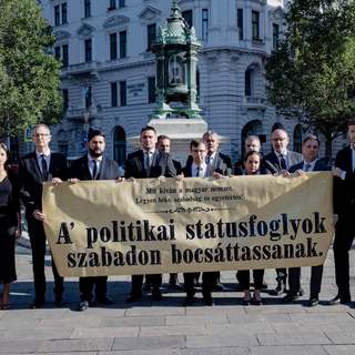 Már az aradi vértanúkat is politikai célokra használja a Fidesz