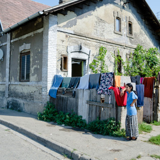 Brutális a szakadék a magyar települések között, van, ahol 13-szor annyit keresnek, mint máshol
