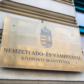 A NAV elárulta, hogyan lehet megúszni a rendszeres igazoláskérést