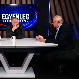 Orbán Viktor a saját rendszerét írta le, amikor kommunistázni kezdett