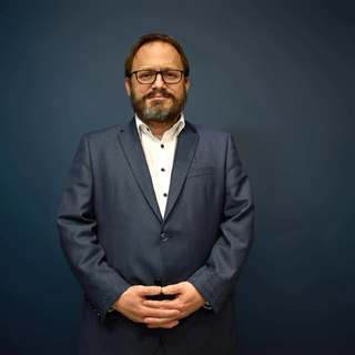 Benyújtotta a kormány a nagy adócsomagot, nyugdíjemelés és reklámadó is jönne