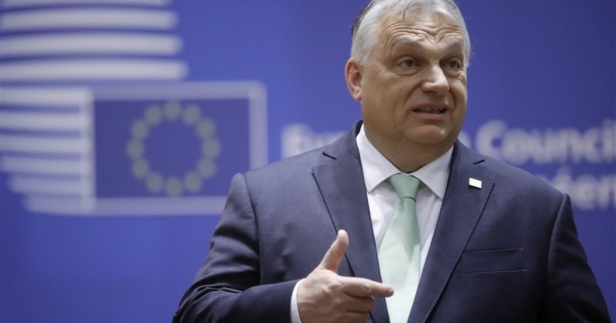 Christian Moos: Magyarország EU-tagságának de facto véget kell vetni