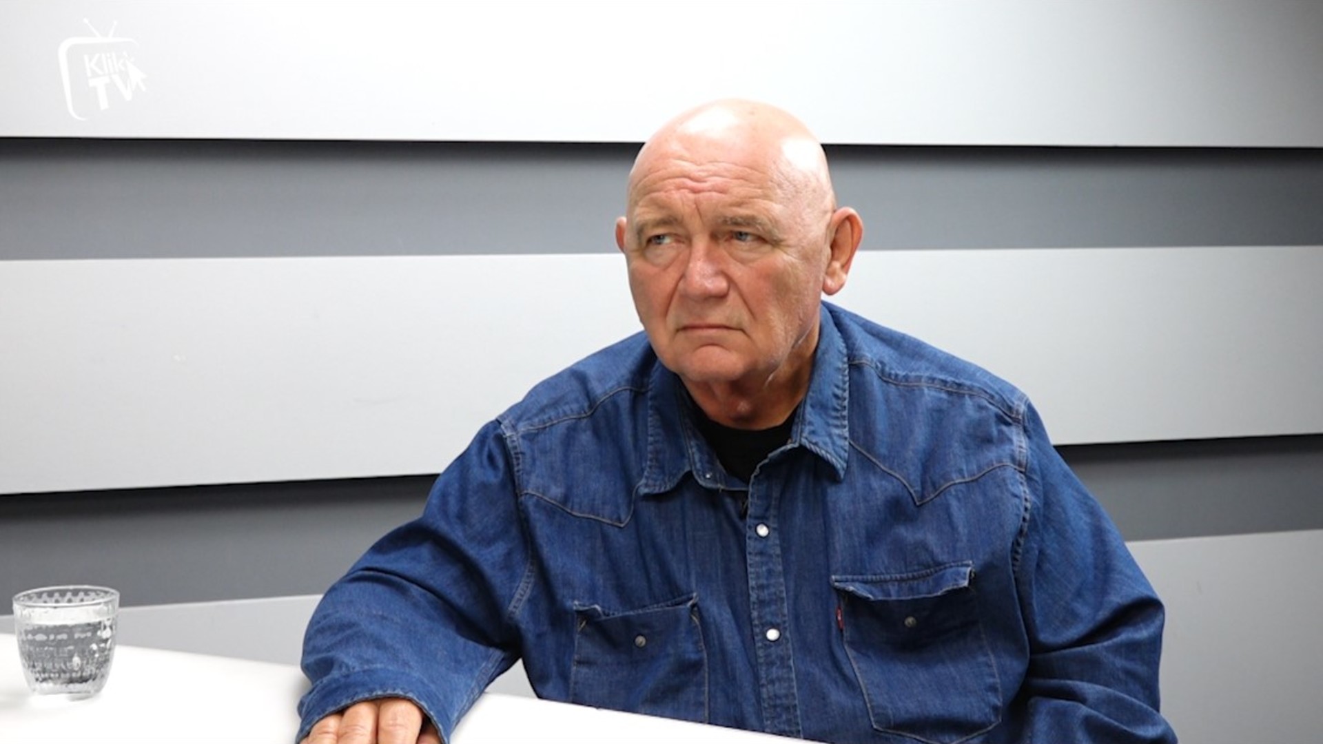 Csintalan Sándor: kulturális és erkölcsi botrány a Momentum és Hadházy Ákos magatartása